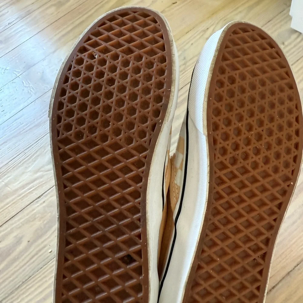 Women’s Vans Peach and White Checkerboard Slip On Sneakers - Picture 9 of 11